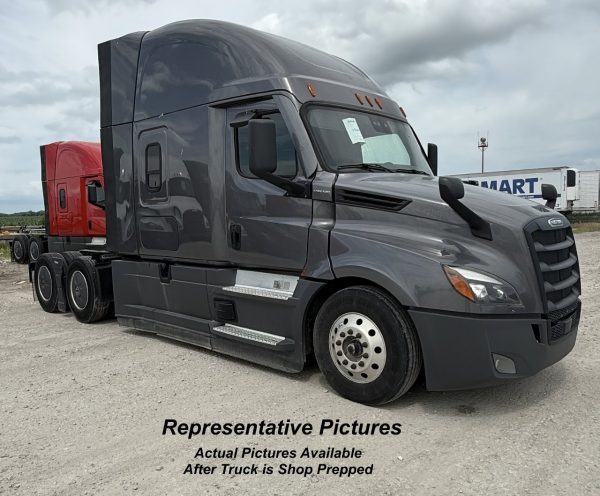 2022 Freightliner Cascadia 126 - 477,168 Miles - Image 3